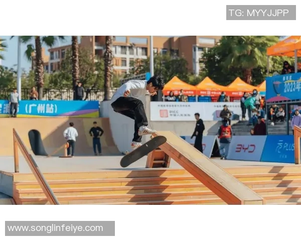 广州滑板队的包夹战术解析与实战应用探讨